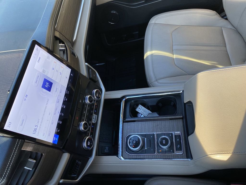 Certified 2023 Ford Expedition Limited image 27