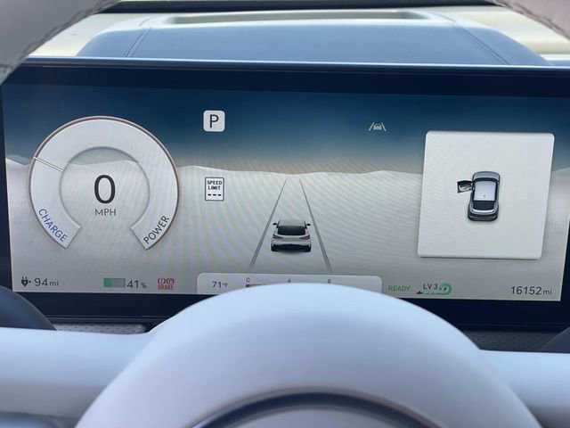 Used 2023 Genesis GV60 Performance image 21