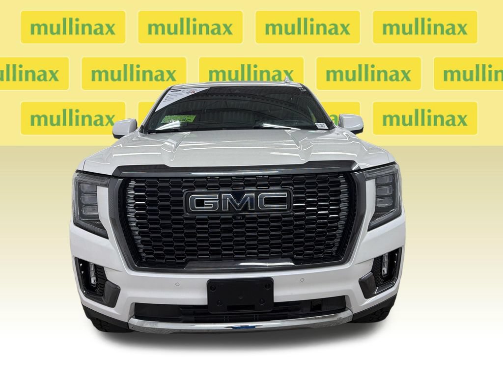 Used 2023 GMC Yukon Denali Ultimate AWD/4WD image 16