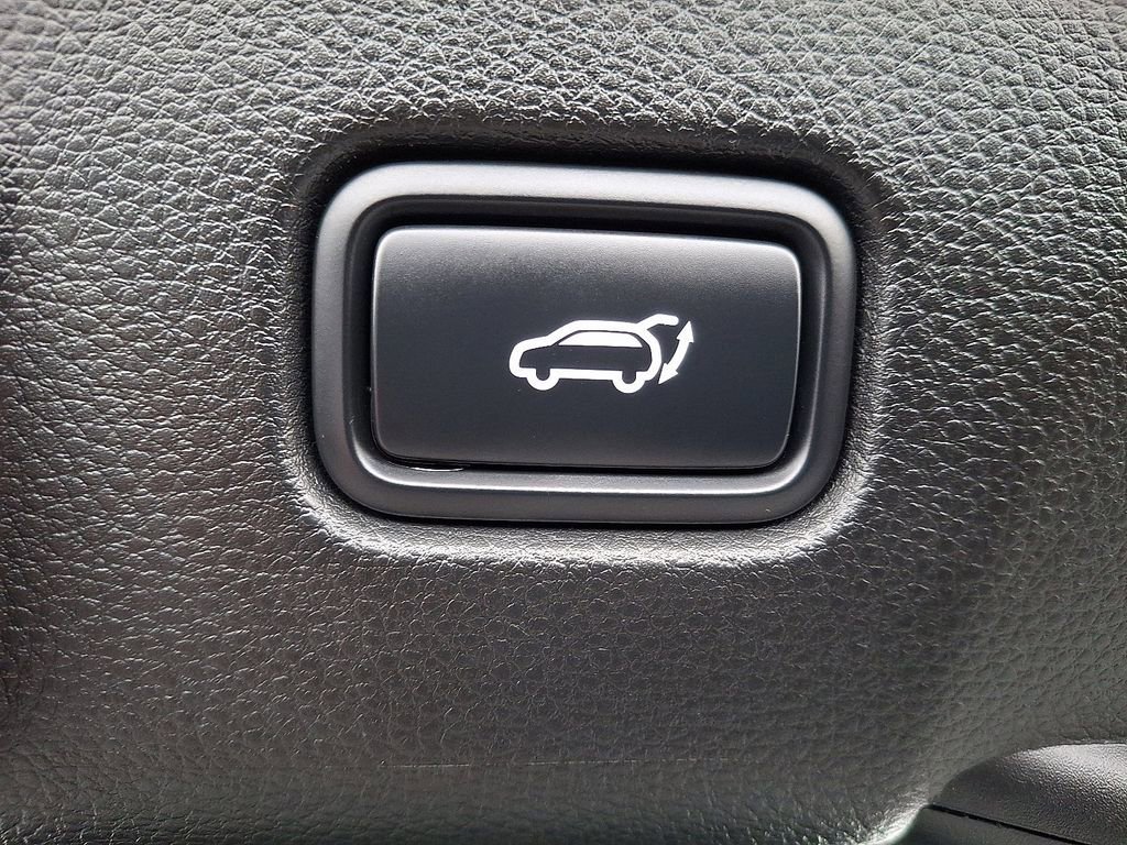 Used 2024 Kia Seltos SX w/ SX Sunroof Package image 32