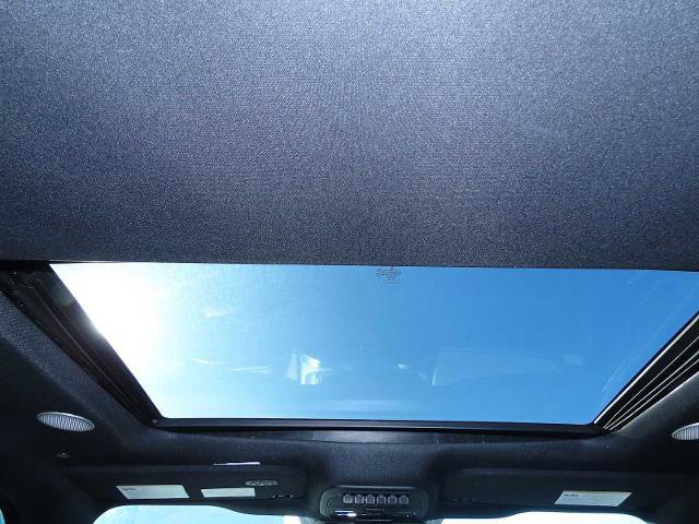 Certified 2022 Ford F150 Raptor w/ Equipment Group 801A High image 23