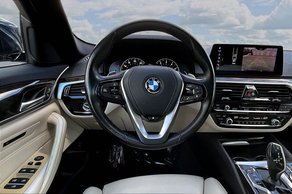 Used 2019 BMW 540i xDrive w/ Convenience Package AWD/4WD image 10