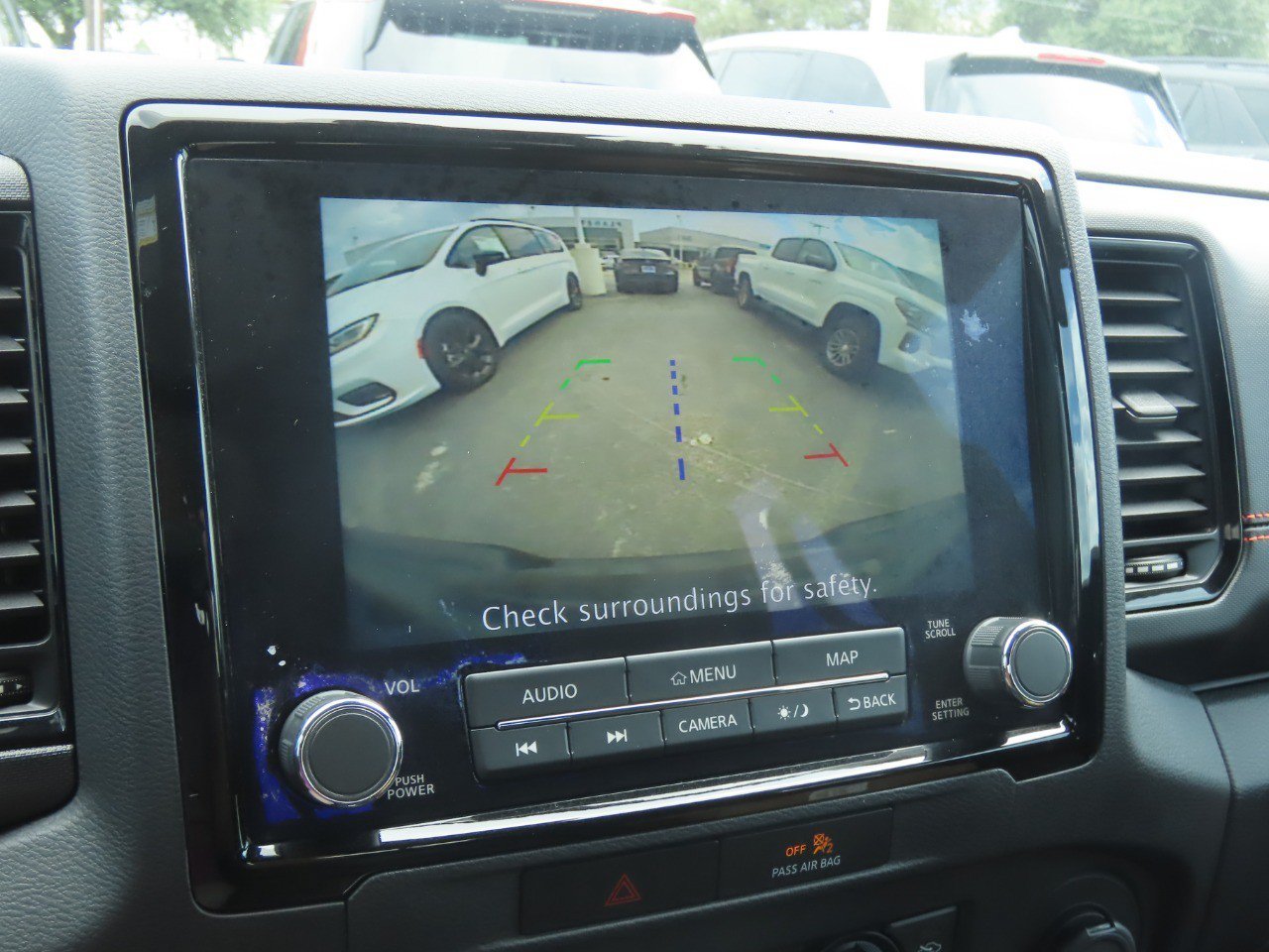 Used 2023 Nissan Frontier PRO-4X w/ Technology Package AWD/4WD image 35
