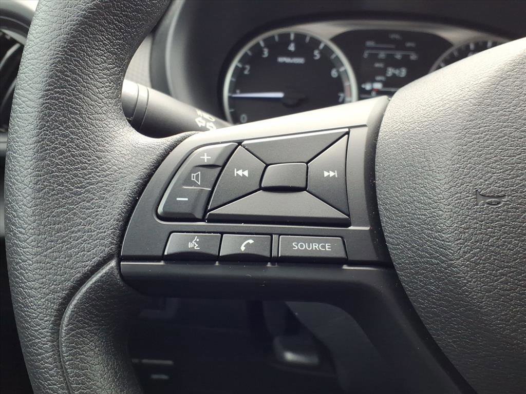 Used 2024 Nissan Kicks S image 16