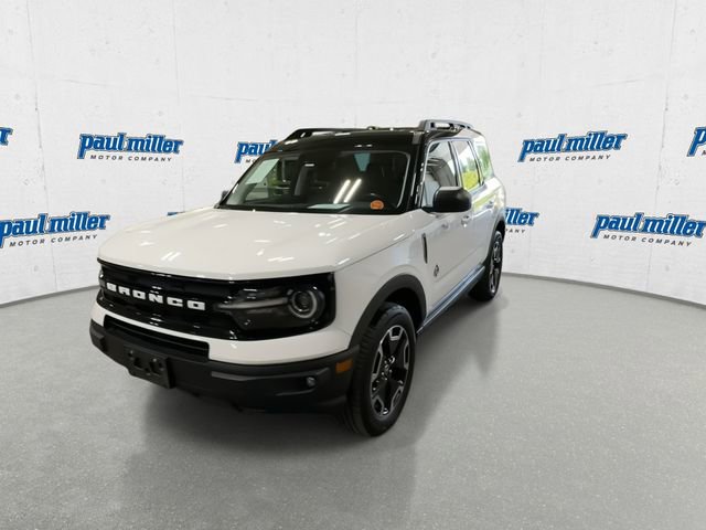 Certified 2022 Ford Bronco Sport Outer Banks w/ Tech Package AWD/4WD image 4