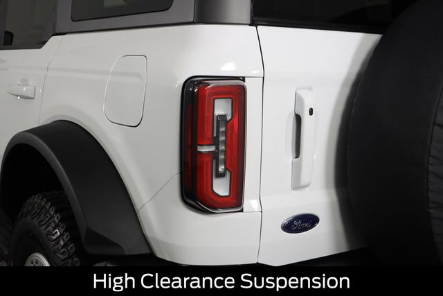 Certified 2022 Ford Bronco Outer Banks w/ Sasquatch Package AWD/4WD image 29