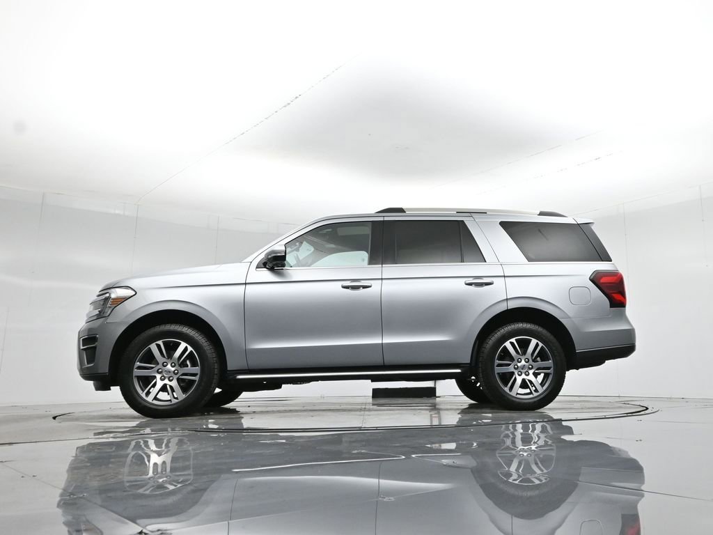 Certified 2023 Ford Expedition Limited image 8
