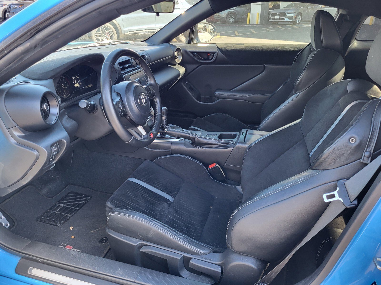 Used 2023 Toyota GR86 Premium image 16