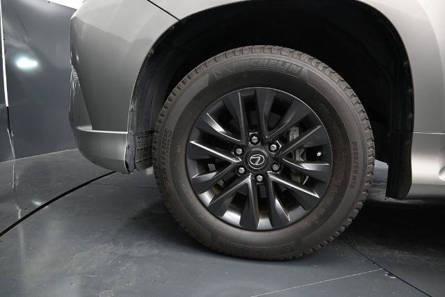 Used 2023 Lexus GX 460 Premium AWD/4WD image 13