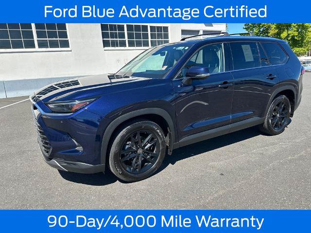Used 2024 Toyota Grand Highlander AWD image 3