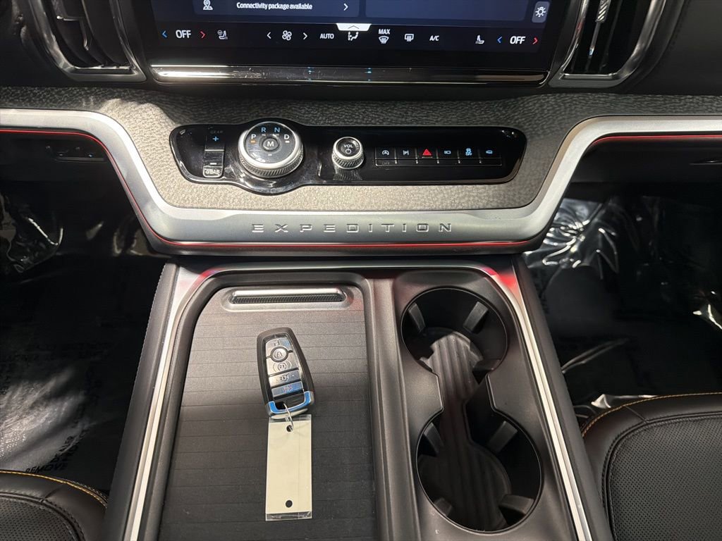 Certified 2025 Ford Expedition Tremor image 17