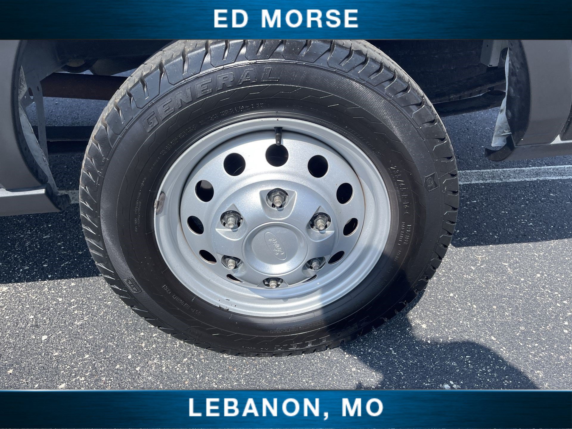 Certified 2023 Ford Transit 250 Medium Roof AWD image 27