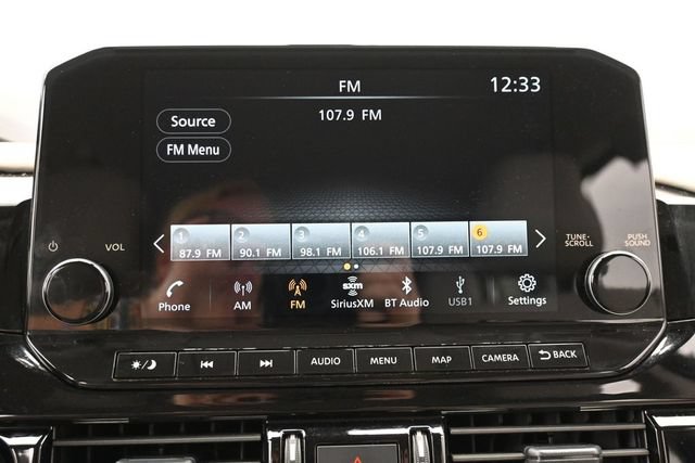 Used 2025 Nissan Pathfinder SL FWD image 19
