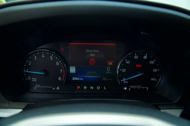 Certified 2022 Ford Explorer XLT w/ Equipment Group 202A AWD/4WD image 19