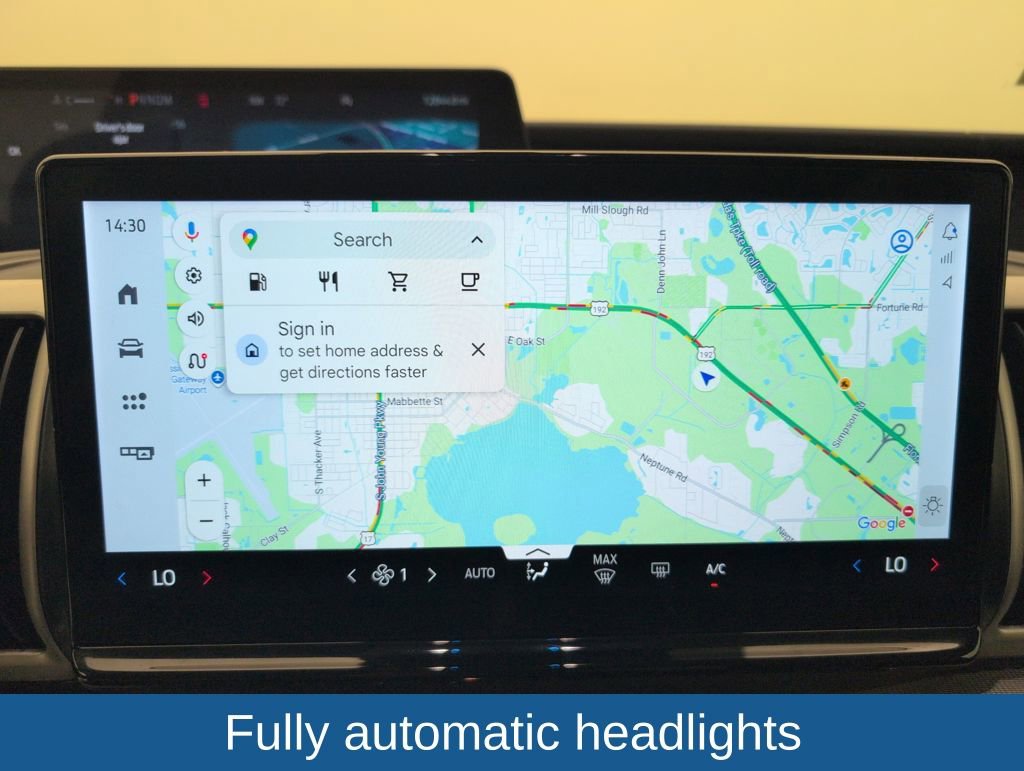 Certified 2025 Ford Expedition Active image 28