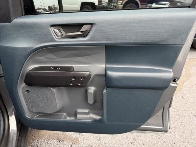 Certified 2024 Ford Maverick Lariat w/ Black Appearance Package image 20