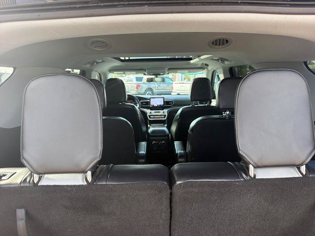 Certified 2021 Ford Explorer XLT w/ Equipment Group 202A AWD/4WD image 38