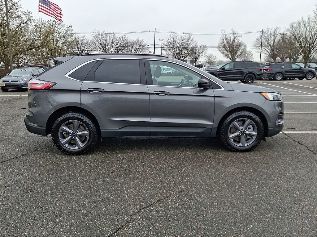 Certified 2022 Ford Edge SEL w/ Sport Appearance Package AWD/4WD image 10