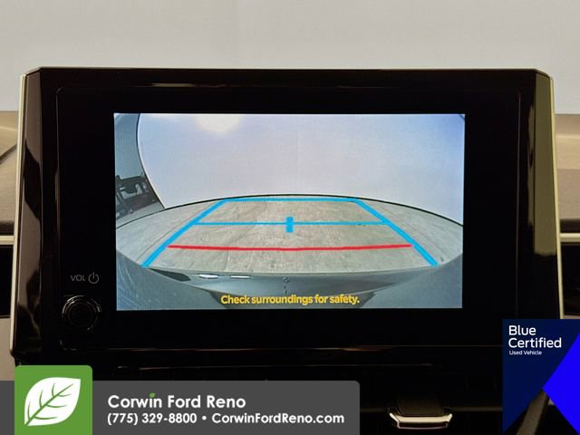 Used 2025 Toyota Corolla SE image 17