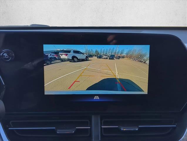 Used 2025 Chevrolet Trax ACTIV w/ Driver Confidence Package image 17