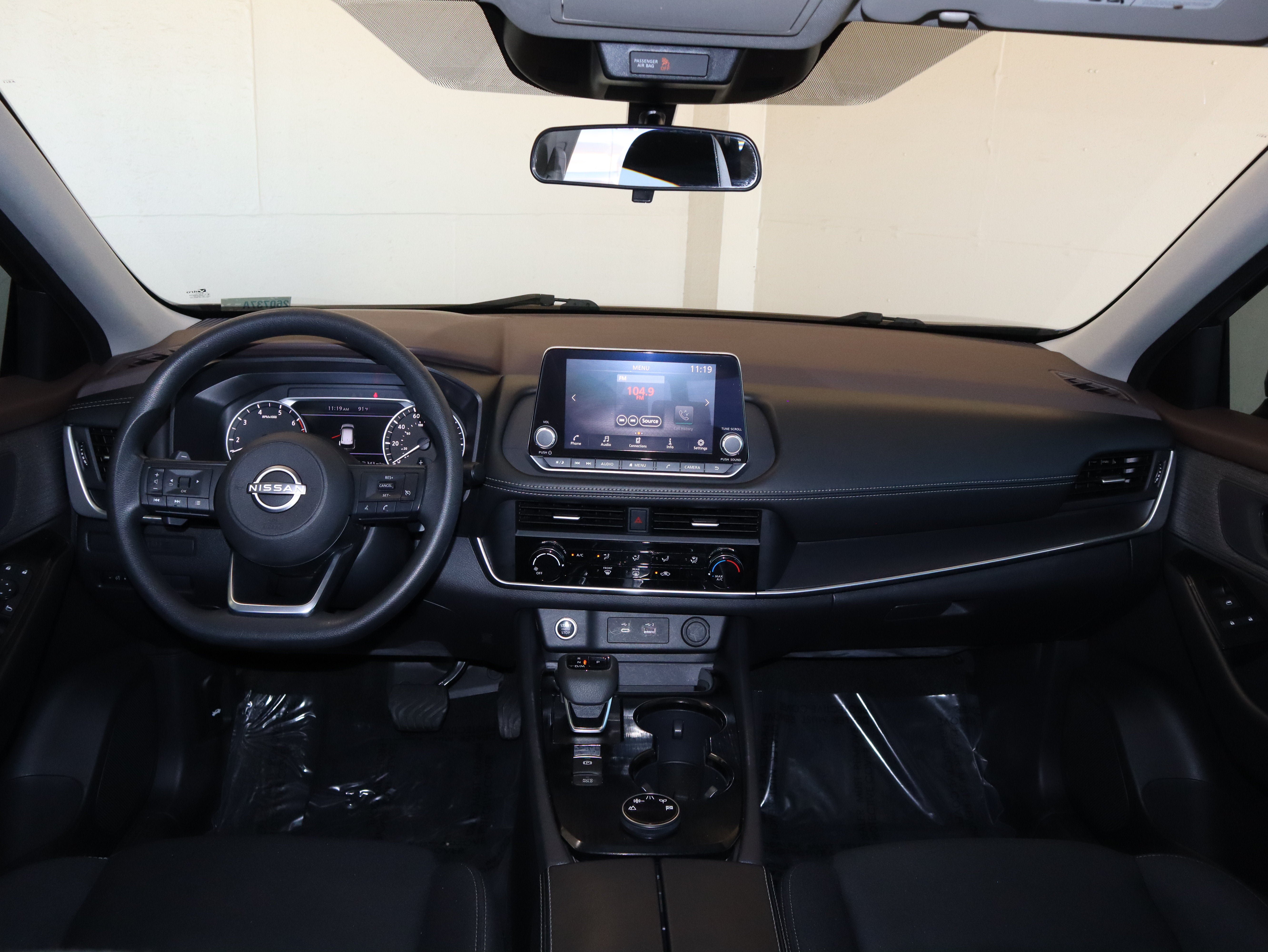 Used 2023 Nissan Rogue S AWD/4WD image 23