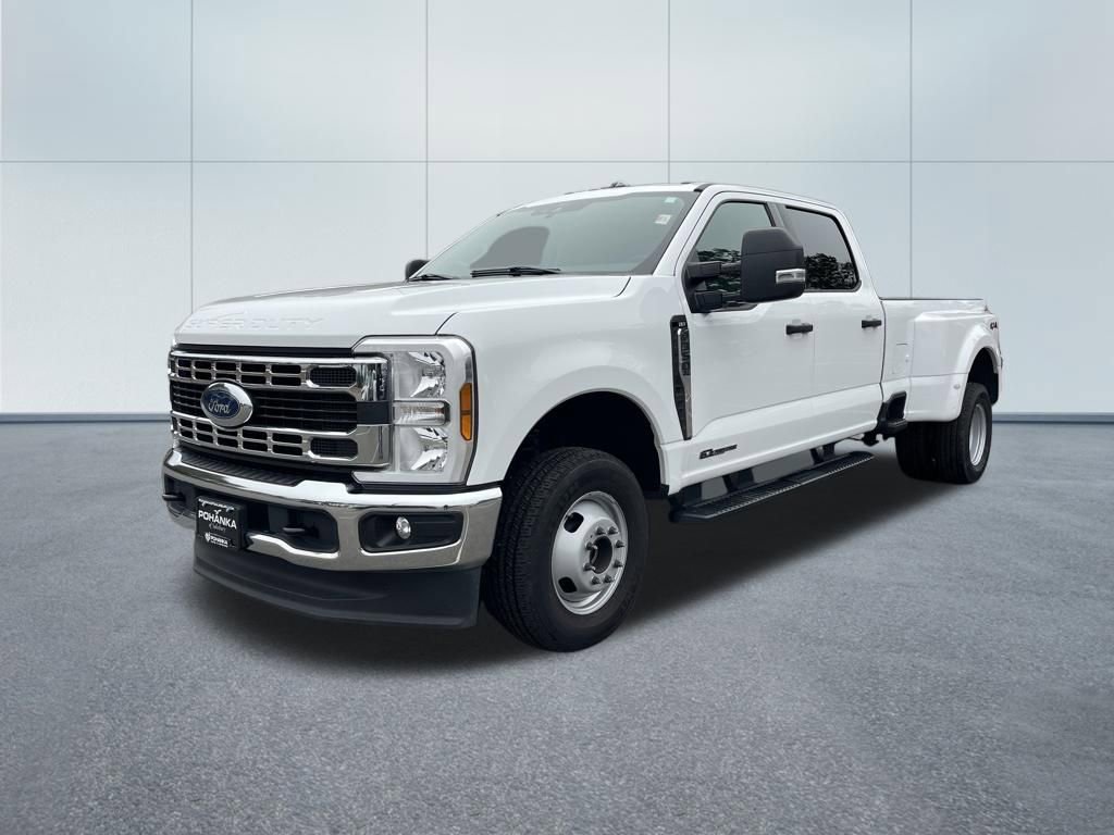 Certified 2024 Ford F350 XLT image 2