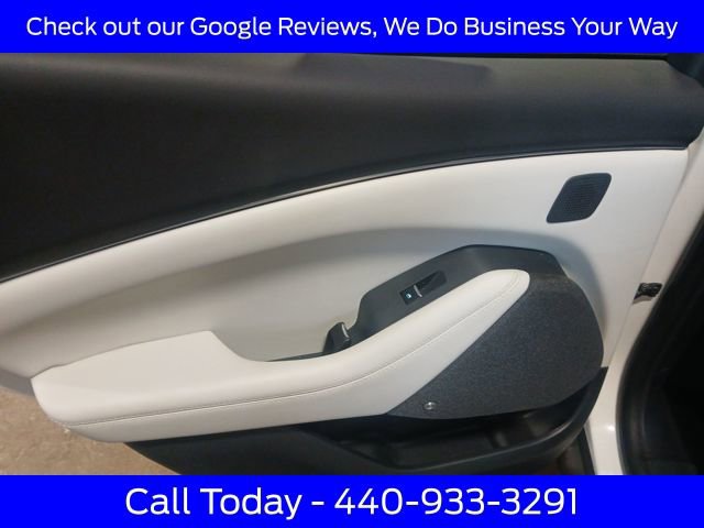 Certified 2022 Ford Mustang Mach-E Premium w/ Ice White Appearance Package image 31