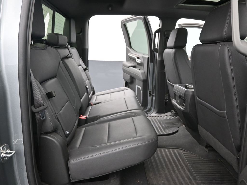 Used 2023 Chevrolet Silverado 1500 RST w/ Convenience Package II image 17