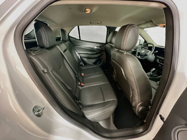 Used 2024 Buick Encore GX Sport Touring w/ Comfort Package FWD image 31