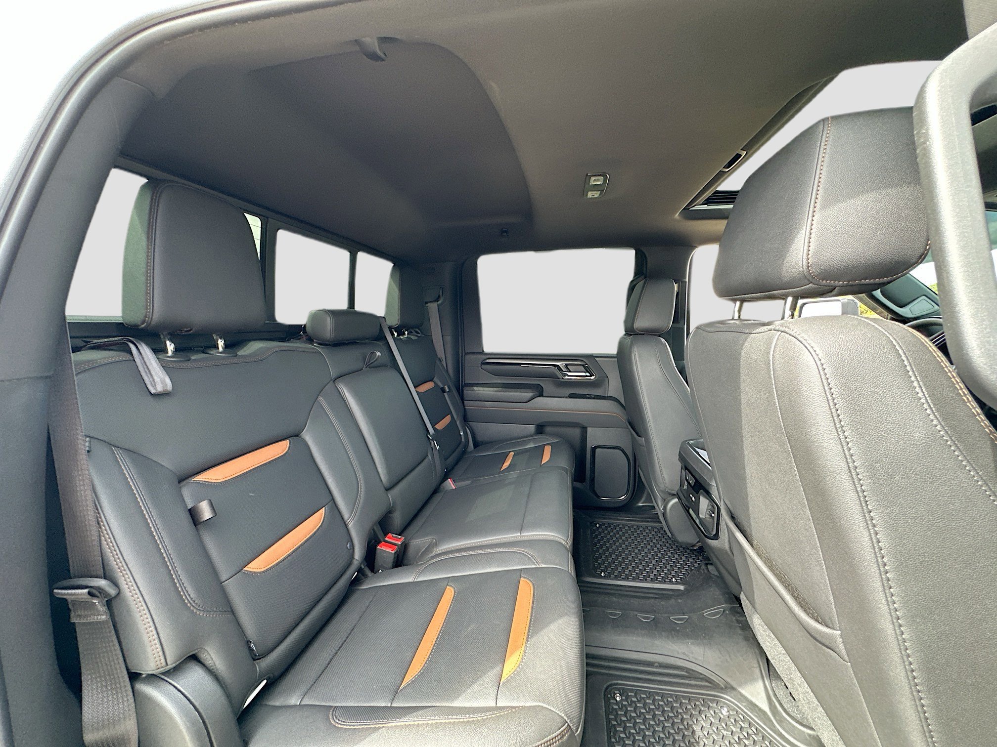 Used 2024 GMC Sierra 2500 AT4 w/ AT4 Premium Plus Package image 29