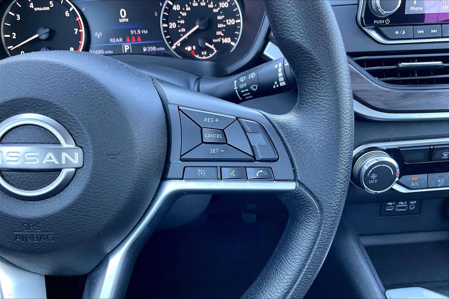 Used 2025 Nissan Altima 2.5 SV FWD image 18