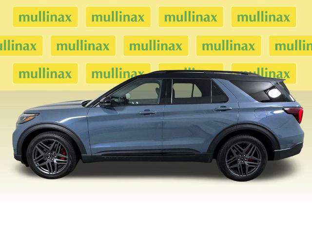 Certified 2025 Ford Explorer ST w/ Sun And Sound Package AWD/4WD image 13