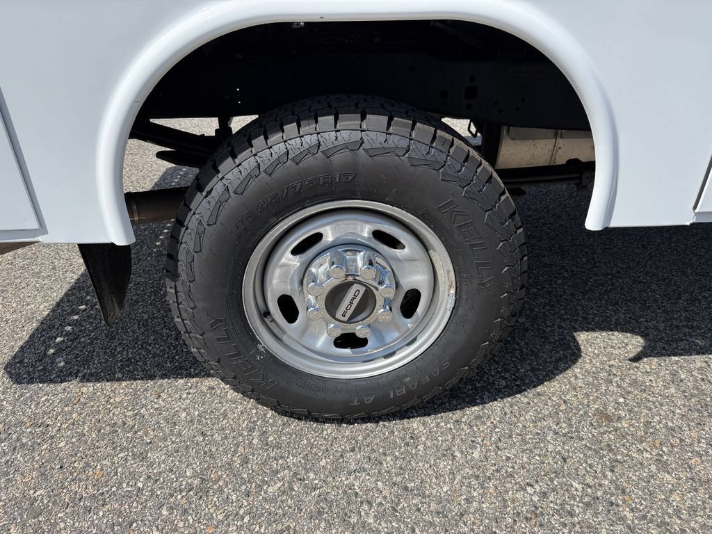 Certified 2024 Ford F250 XL w/ XL Driver Assist Package AWD/4WD image 26