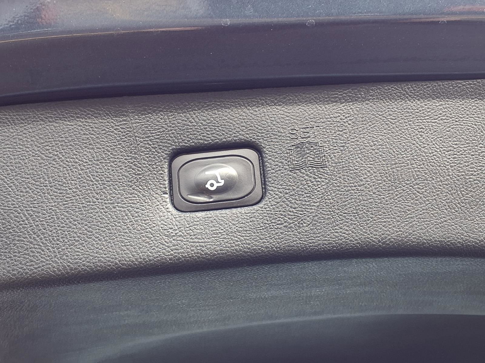 Certified 2024 Ford Edge SEL w/ Convenience Package image 22