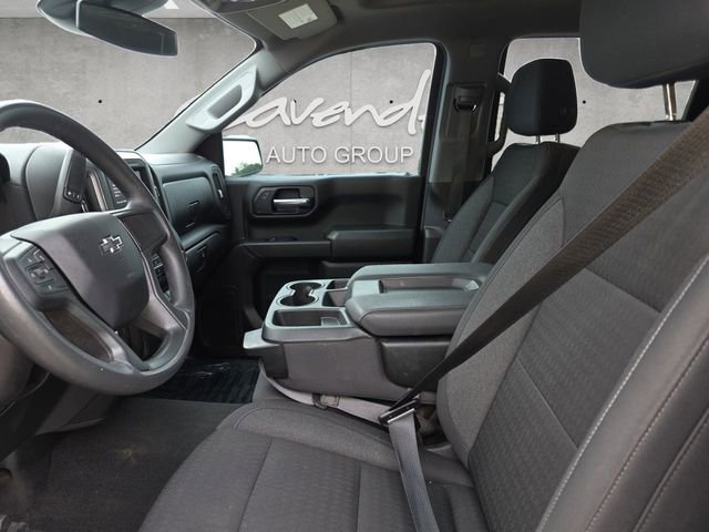 Used 2024 Chevrolet Silverado 1500 Custom Trail Boss w/ Dark Appearance Package AWD/4WD image 19