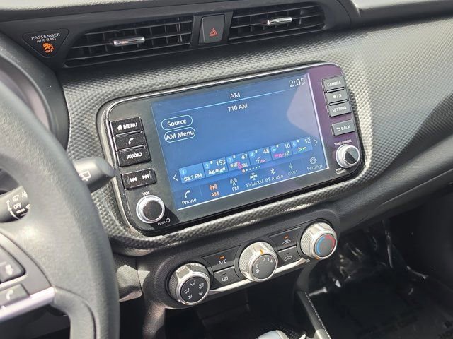 Used 2023 Nissan Kicks SV image 23