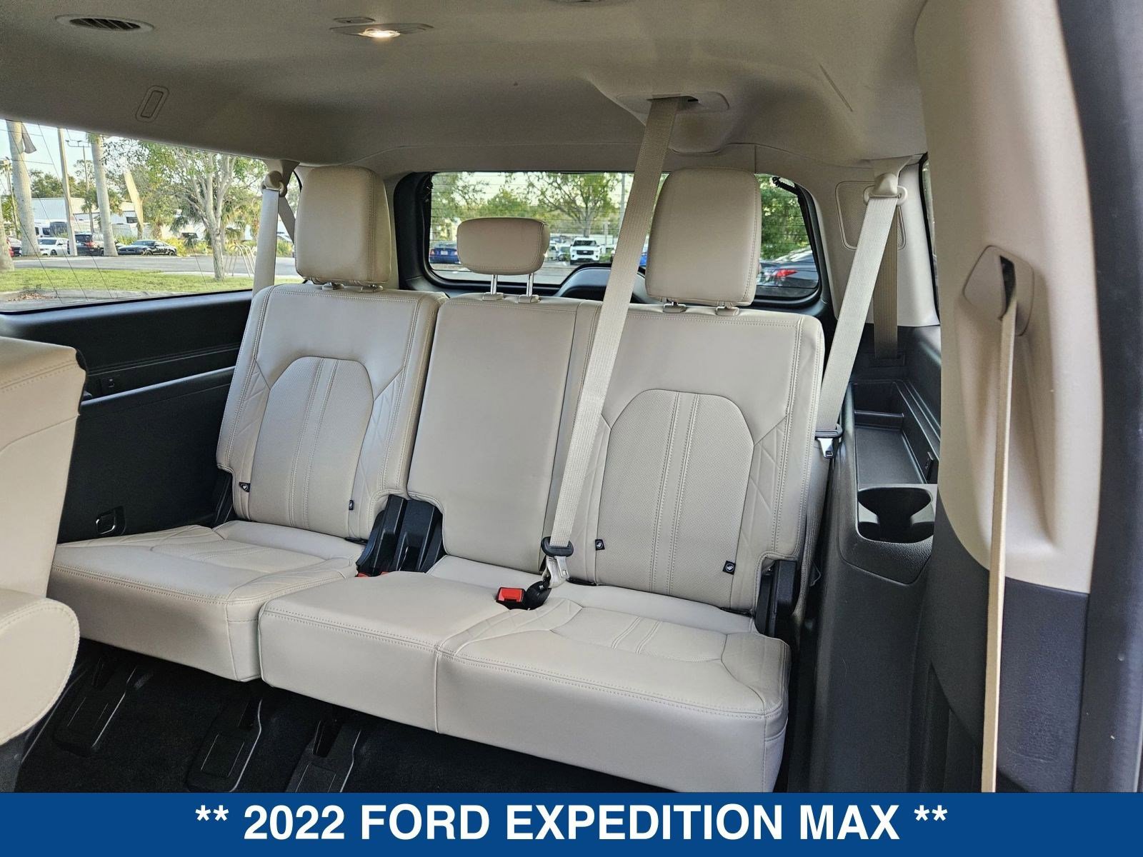 Certified 2022 Ford Expedition Max Platinum image 17
