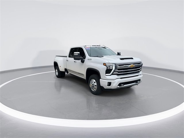 Used 2024 Chevrolet Silverado 3500 High Country w/ High Country Premium Package image 8