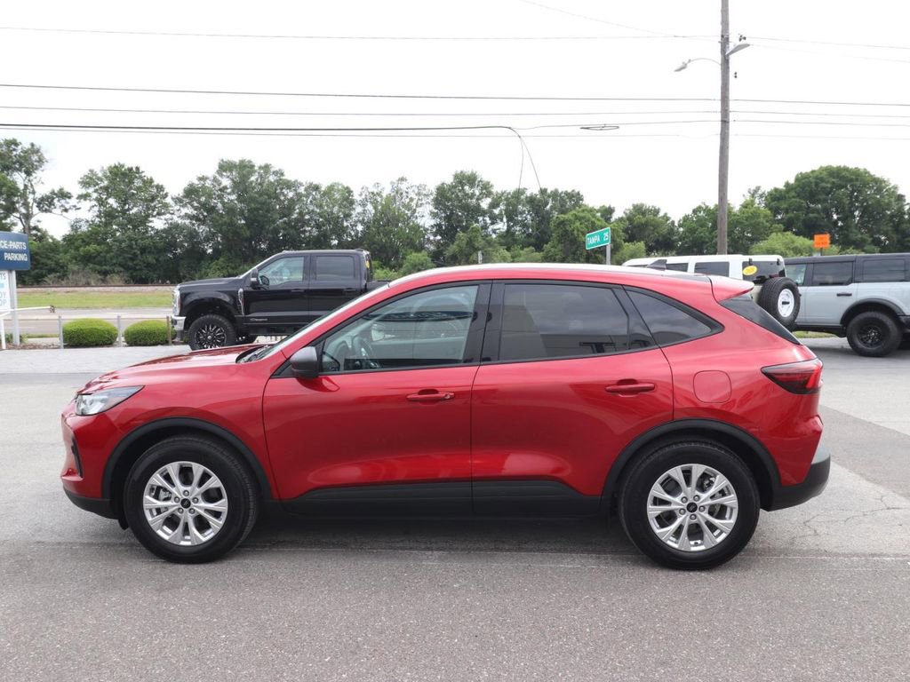 Certified 2025 Ford Escape Active image 2
