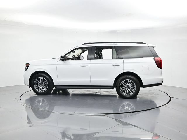 Certified 2025 Ford Expedition Active AWD/4WD image 7