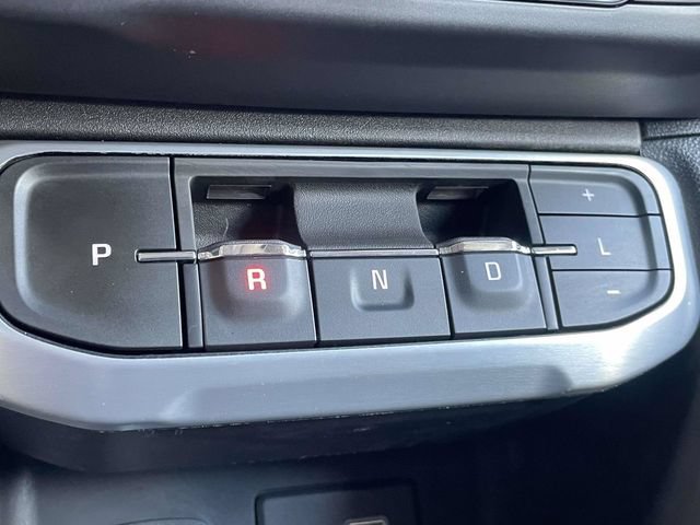 Used 2022 GMC Acadia SLE w/ Driver Convenience Package FWD image 28