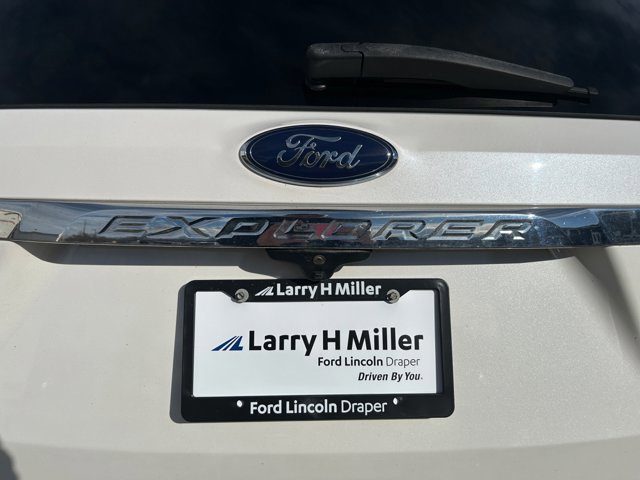 Certified 2018 Ford Explorer Limited image 24