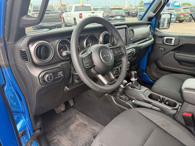 Used 2023 Jeep Gladiator Sport AWD/4WD image 29