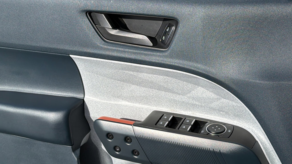 Certified 2022 Ford Maverick XLT w/ Equipment Group 300A Standard image 22