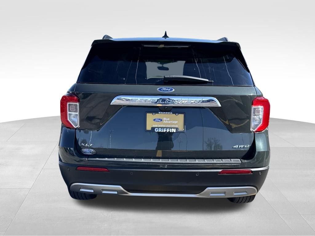 Certified 2023 Ford Explorer XLT w/ Equipment Group 202A image 3