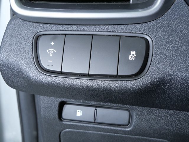 Used 2020 Kia Sorento AWD V6 image 22