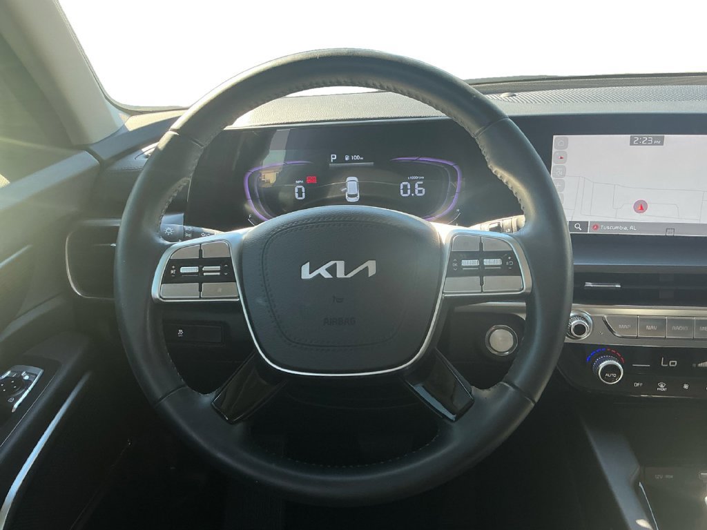 Used 2025 Kia Telluride LX FWD image 18