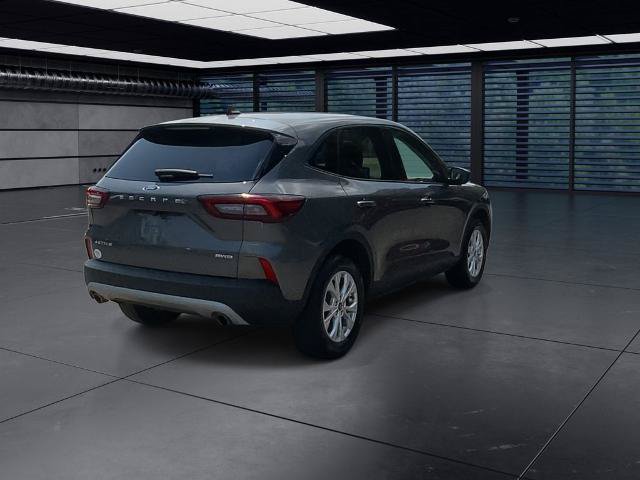 Certified 2025 Ford Escape Active AWD/4WD image 14