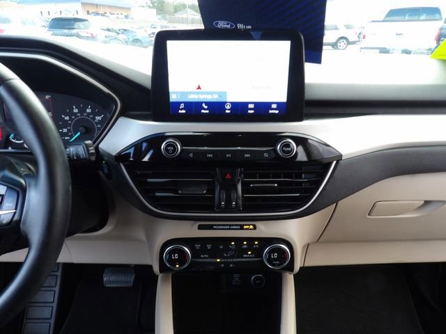 Certified 2021 Ford Escape SE w/ SE Sport Appearance Package image 14