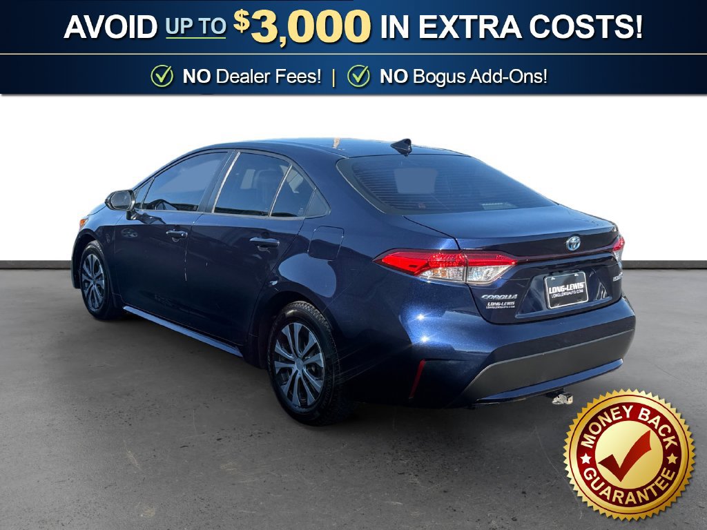 Used 2022 Toyota Corolla LE w/ Premium Interior Package FWD image 4